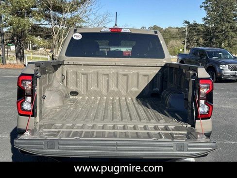 New 2026 Ford Ranger XLT w/ Black Appearance Package RWD image 18