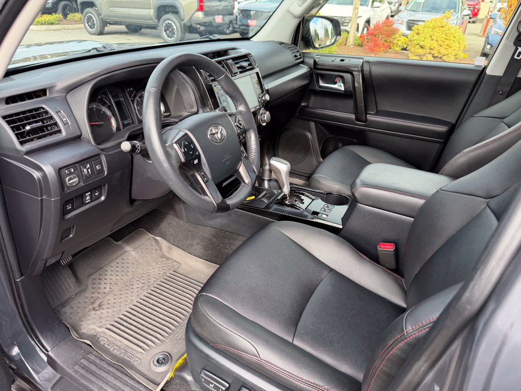 Used 2024 Toyota 4Runner TRD Off-Road Premium w/ Off Road Premium Plus Package AWD/4WD image 12