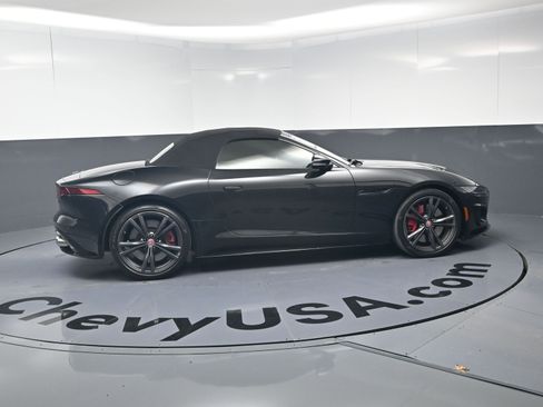 Used 2021 Jaguar F-TYPE R image 10