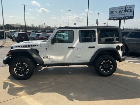 Certified 2025 Jeep Wrangler Unlimited Rubicon image 4