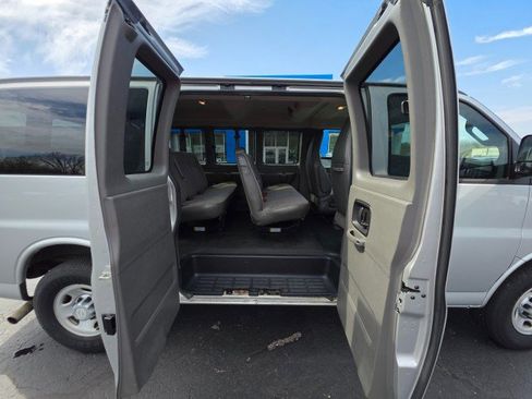 Used 2017 Chevrolet Express 2500 LS image 15