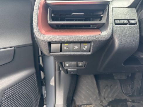 Used 2026 Toyota Prius Plug-In Hybrid image 16