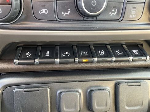 Used 2019 GMC Sierra 2500 Denali w/ Duramax Plus Package image 32