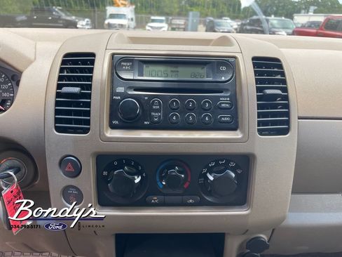 Used 2006 Nissan Frontier SE w/ (P01) Power Pkg RWD image 5