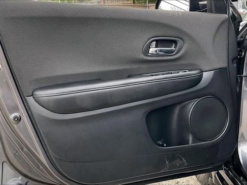 Used 2020 Honda HR-V Sport image 21