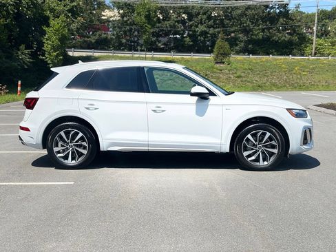Used 2023 Audi Q5 2.0T Premium w/ Convenience Package AWD/4WD image 7