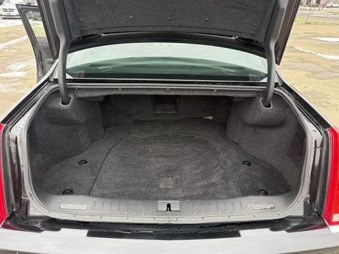 Used 2011 Cadillac DTS image 23