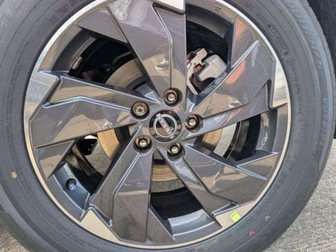 New 2026 Nissan Rogue SV FWD image 6