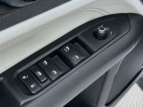 Certified 2022 Jeep Compass Limited image 26