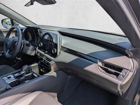 Used 2025 Lexus RX 350 FWD w/ Technology Package image 25