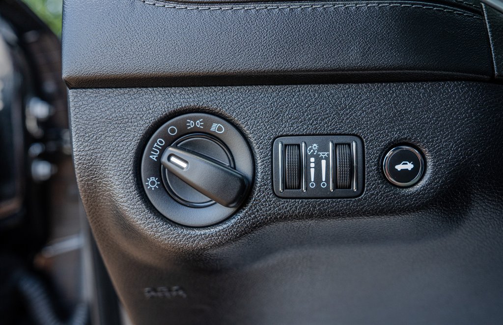 Used 2020 Dodge Charger Scat Pack RWD image 19