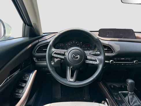 Used 2020 MAZDA CX-30 AWD w/ Premium Package image 23