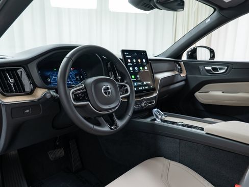 New 2026 Volvo XC60 B5 Core image 12