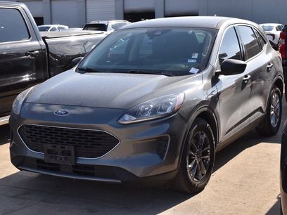 Certified 2022 Ford Escape SE