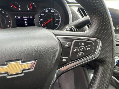 Used 2023 Chevrolet Malibu LT image 17