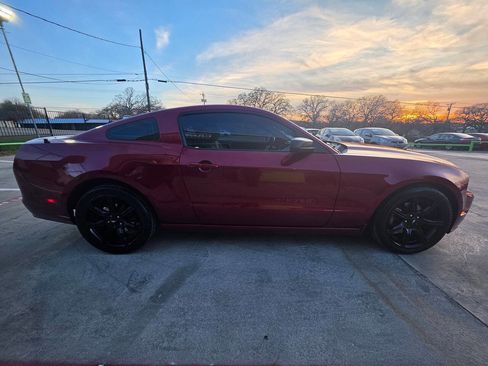 Used 2014 Ford Mustang V6 2dr Fastback w/ Equipment Group 102A image 13