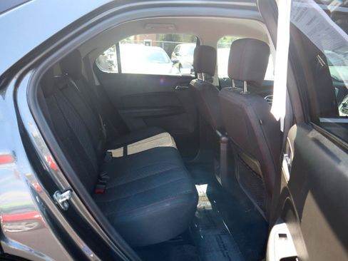 Used 2017 Chevrolet Equinox LT w/ Convenience Package FWD image 13