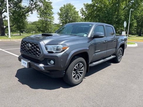 Certified 2023 Toyota Tacoma TRD Sport AWD/4WD image 1