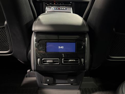 Used 2025 Lincoln Aviator AWD w/ Premium & Luxury Pkg image 41