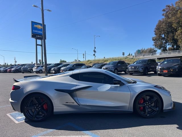 Used 2023 Chevrolet Corvette Z06 RWD image 5