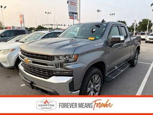 Used 2021 Chevrolet Silverado 1500 LT w/ Convenience Package II AWD/4WD image 1