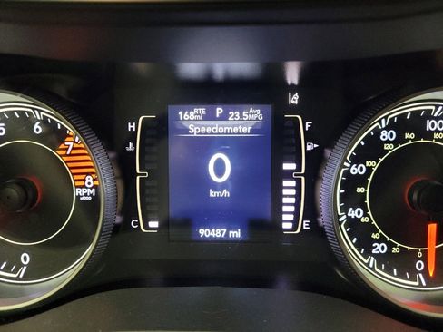 Used 2021 Jeep Cherokee Latitude Lux FWD image 23