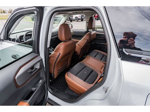 New 2026 Ford Bronco Sport Outer Banks w/ Outer Banks Tech Package+ AWD/4WD image 24