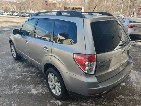 Used 2011 Subaru Forester 2.5X Premium w/ All-Weather Pkg image 4