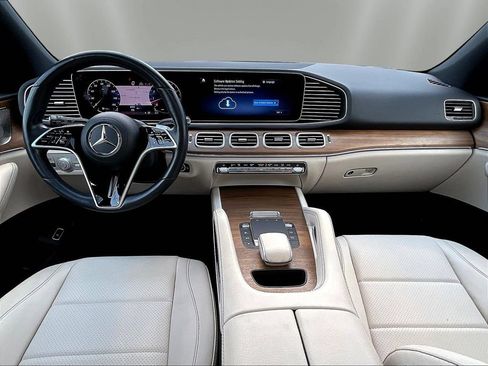 Certified 2024 Mercedes-Benz GLE 350 4MATIC image 9