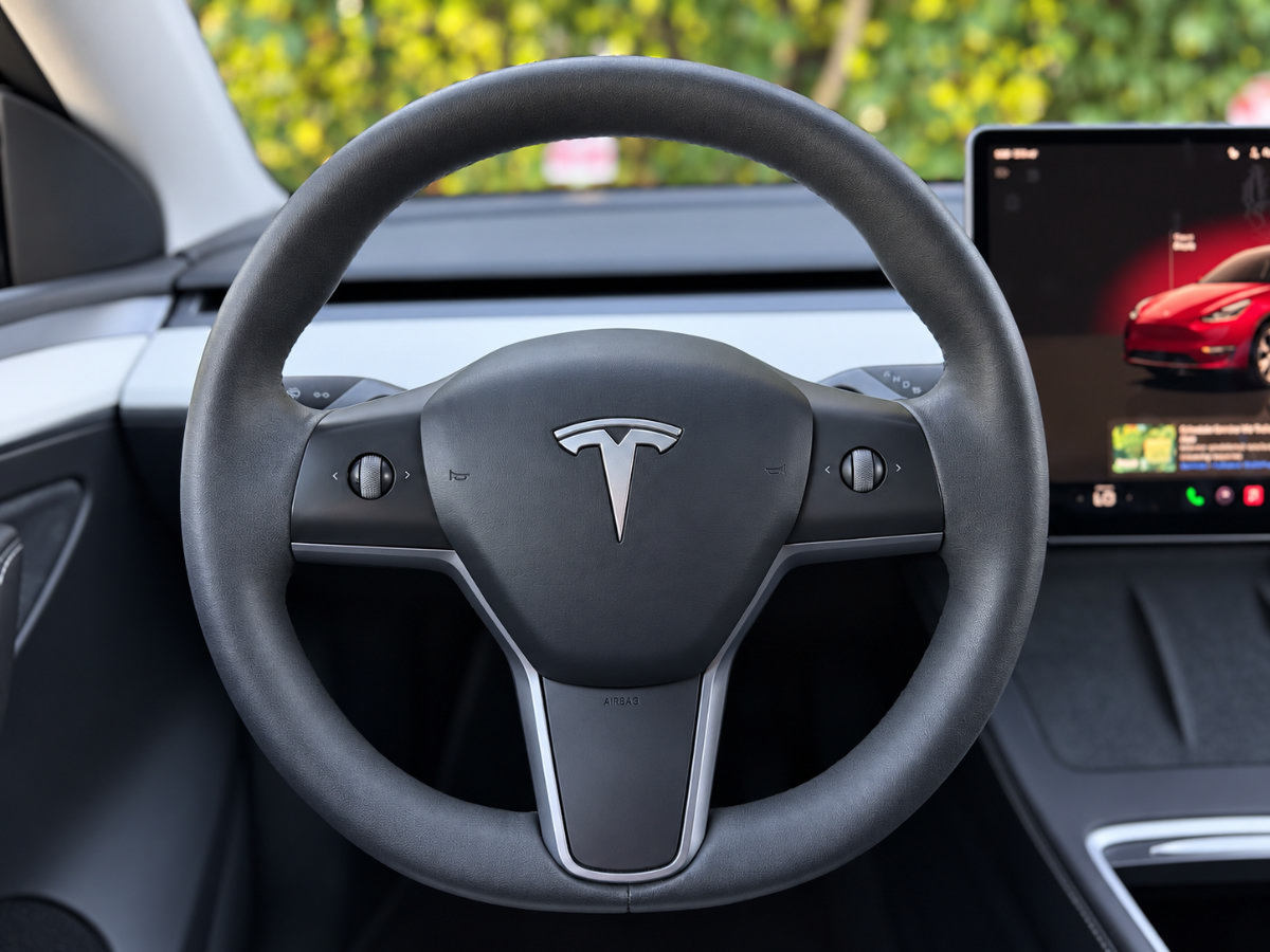 Used 2023 Tesla Model Y Long Range AWD/4WD image 20
