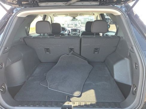 Used 2024 Chevrolet Equinox LT FWD image 11