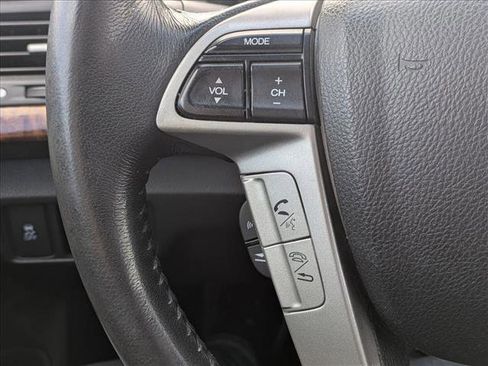 Used 2011 Honda Accord EX-L image 11