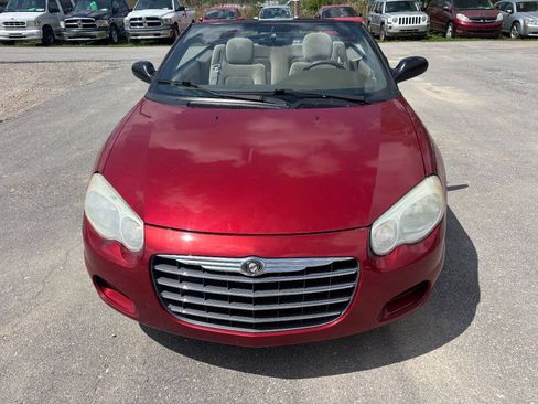 Used 2004 Chrysler Sebring LX FWD image 3
