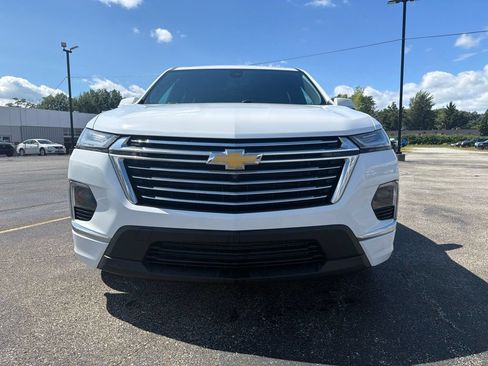 Used 2023 Chevrolet Traverse Premier AWD/4WD image 5