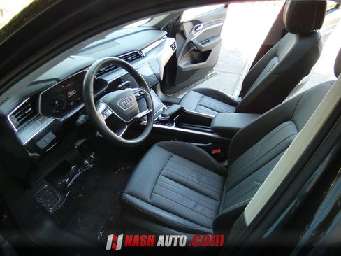 Used 2021 Audi e-tron Premium w/ Convenience Plus Package AWD/4WD image 47