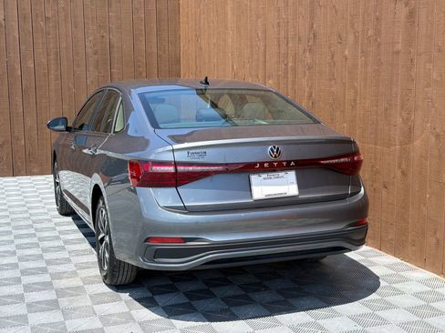 Used 2025 Volkswagen Jetta S FWD image 15