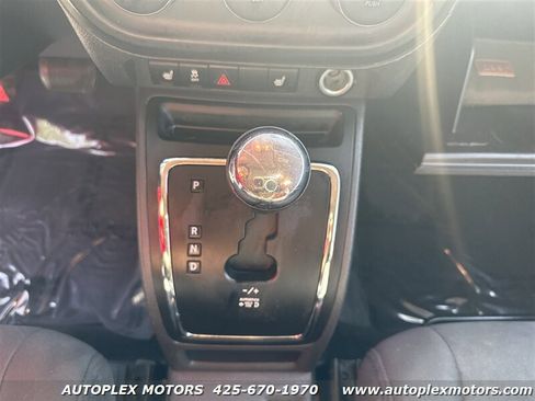 Used 2013 Jeep Compass Latitude image 26