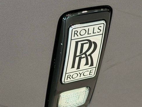 Used 2019 Rolls-Royce Phantom Sedan image 65