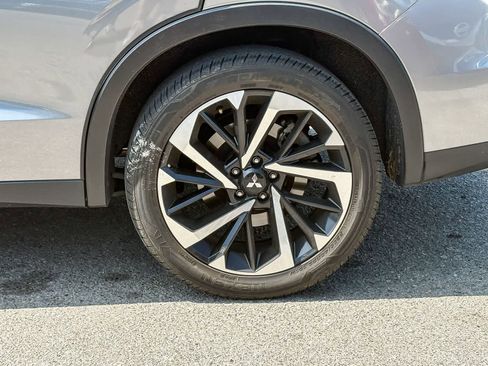 Used 2022 Mitsubishi Outlander SE image 9