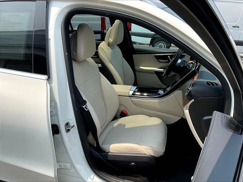 Certified 2023 Mercedes-Benz GLC 300 4MATIC image 31