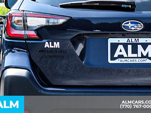 Used 2025 Subaru Outback Onyx Edition AWD/4WD image 13