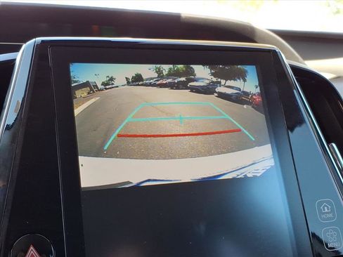 Used 2021 Toyota Prius Prime Limited image 21