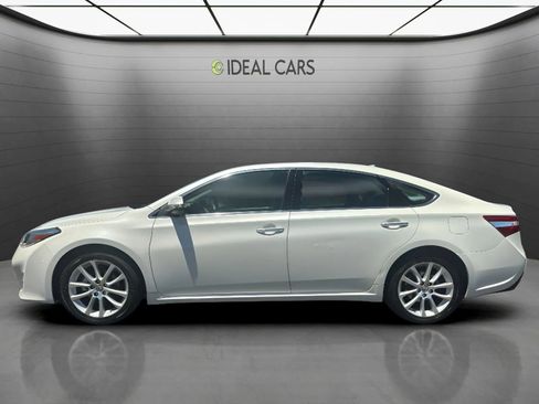 Used 2013 Toyota Avalon Limited FWD image 8
