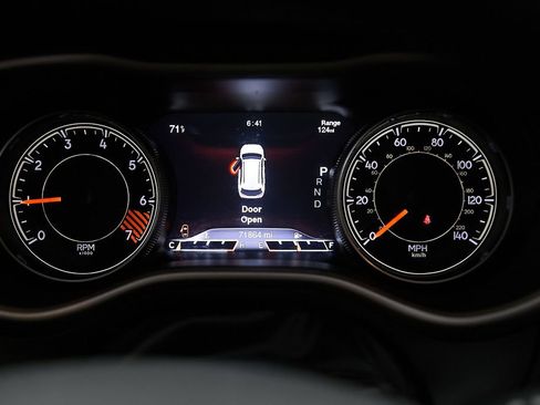 Used 2015 Jeep Cherokee Limited AWD/4WD image 15