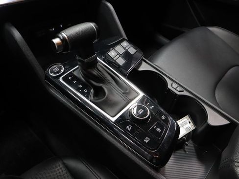 Used 2024 Kia Sportage EX FWD image 35