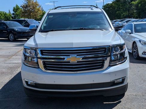 Used 2019 Chevrolet Suburban Premier w/ Premier Plus Edition AWD/4WD image 3