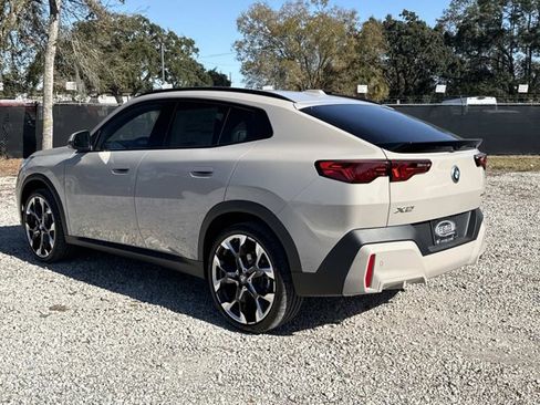 New 2026 BMW X2 xDrive28i w/ Technology Package AWD/4WD image 5