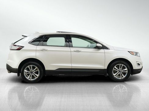 Used 2015 Ford Edge Titanium w/ Equipment Group 302A AWD/4WD image 6