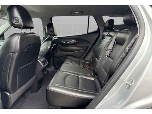 Used 2020 GMC Terrain SLT w/ Preferred Package image 17