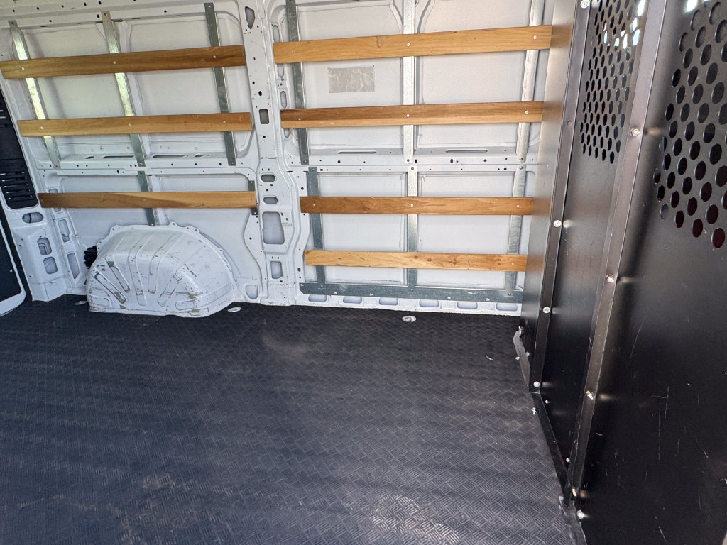 Used 2025 RAM ProMaster 2500 w/ U-Haul Equipment Group FWD image 6